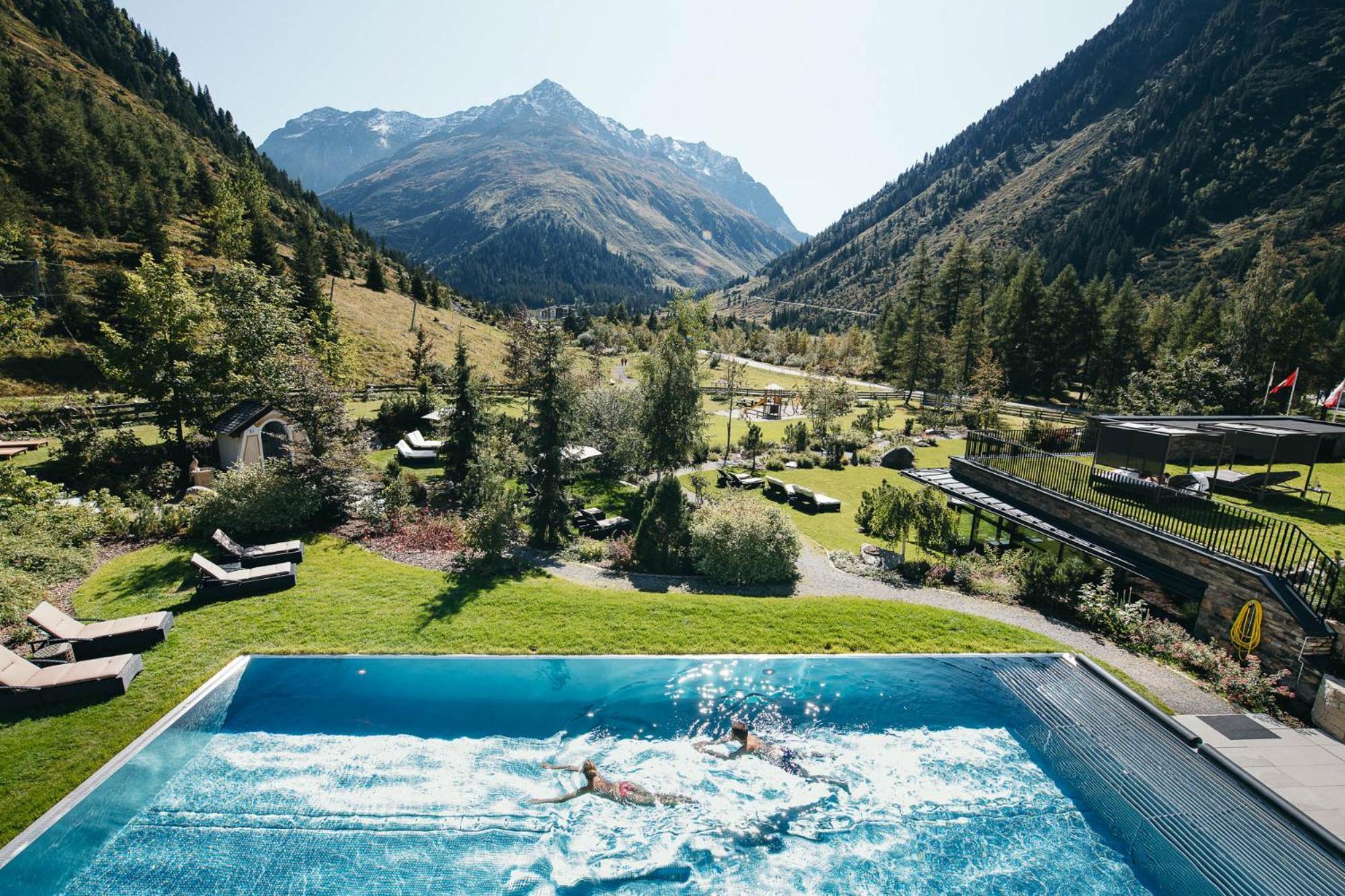 Verwoehnhotel Wildspitze Sankt Leonhard im Pitztal Luaran gambar