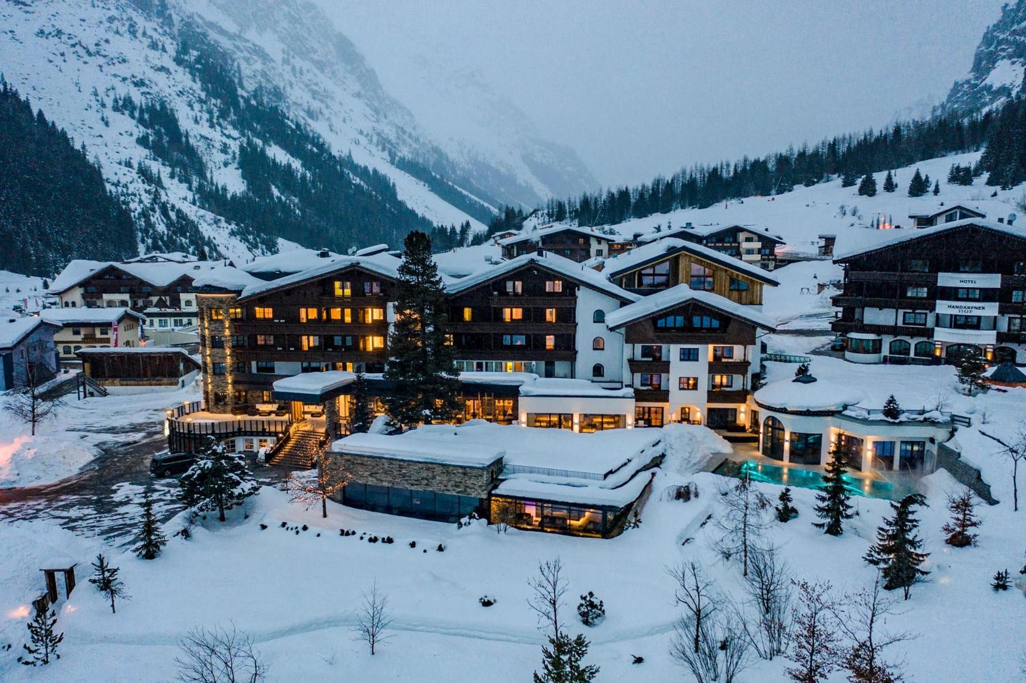 Verwoehnhotel Wildspitze Sankt Leonhard im Pitztal Luaran gambar