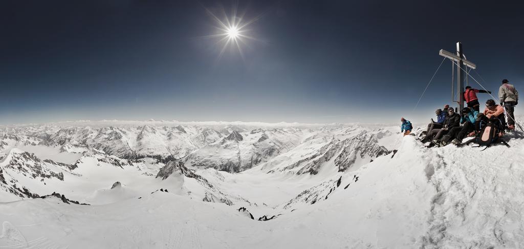 Verwoehnhotel Wildspitze Sankt Leonhard im Pitztal Luaran gambar