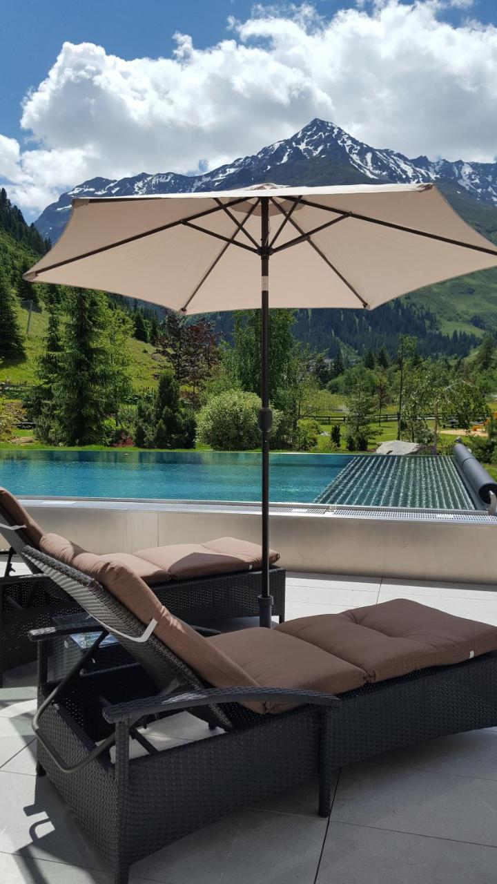 Verwoehnhotel Wildspitze Sankt Leonhard im Pitztal Luaran gambar